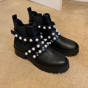 Women’s Nordstrom BP pearl black bootie